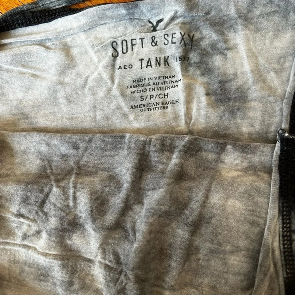 American Eagle Halter Top - Picture 4 of 5